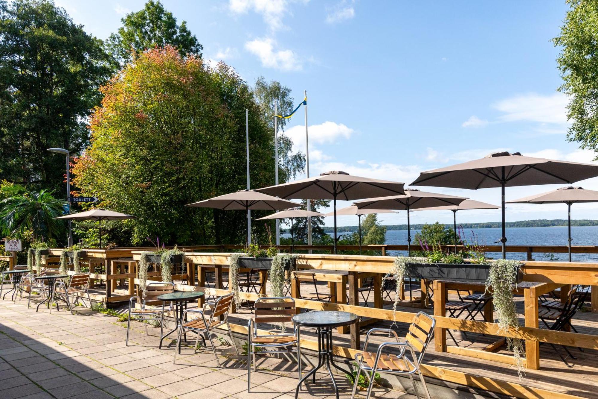 Kallhaellsbaden Strandhotell Jarfalla Exterior foto